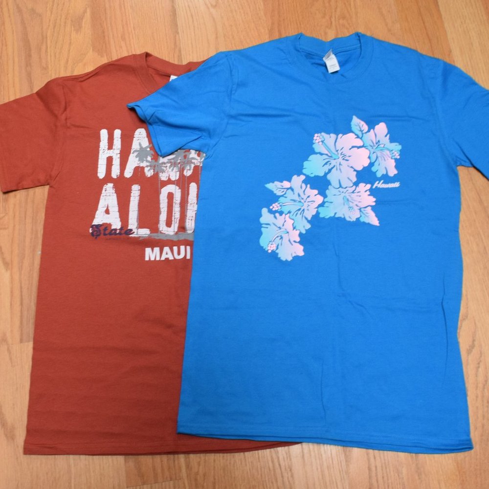 2 for $12:  NWOT Set of Hawaii-Themed Cotton T-Shirts in Size S